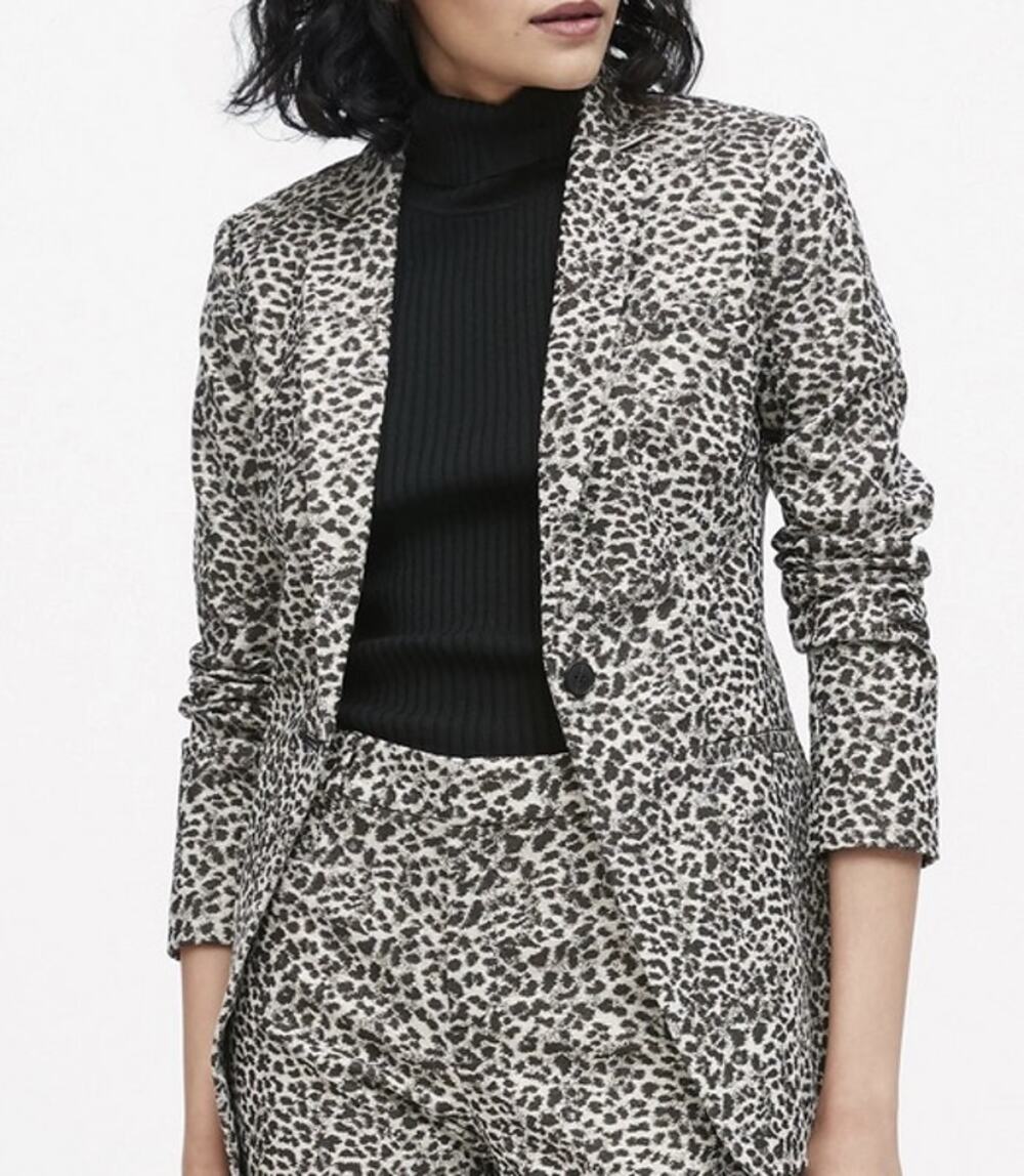 Banana Republic Long and Lean Blazer in Metallic Snow Leopard print size 14 plus